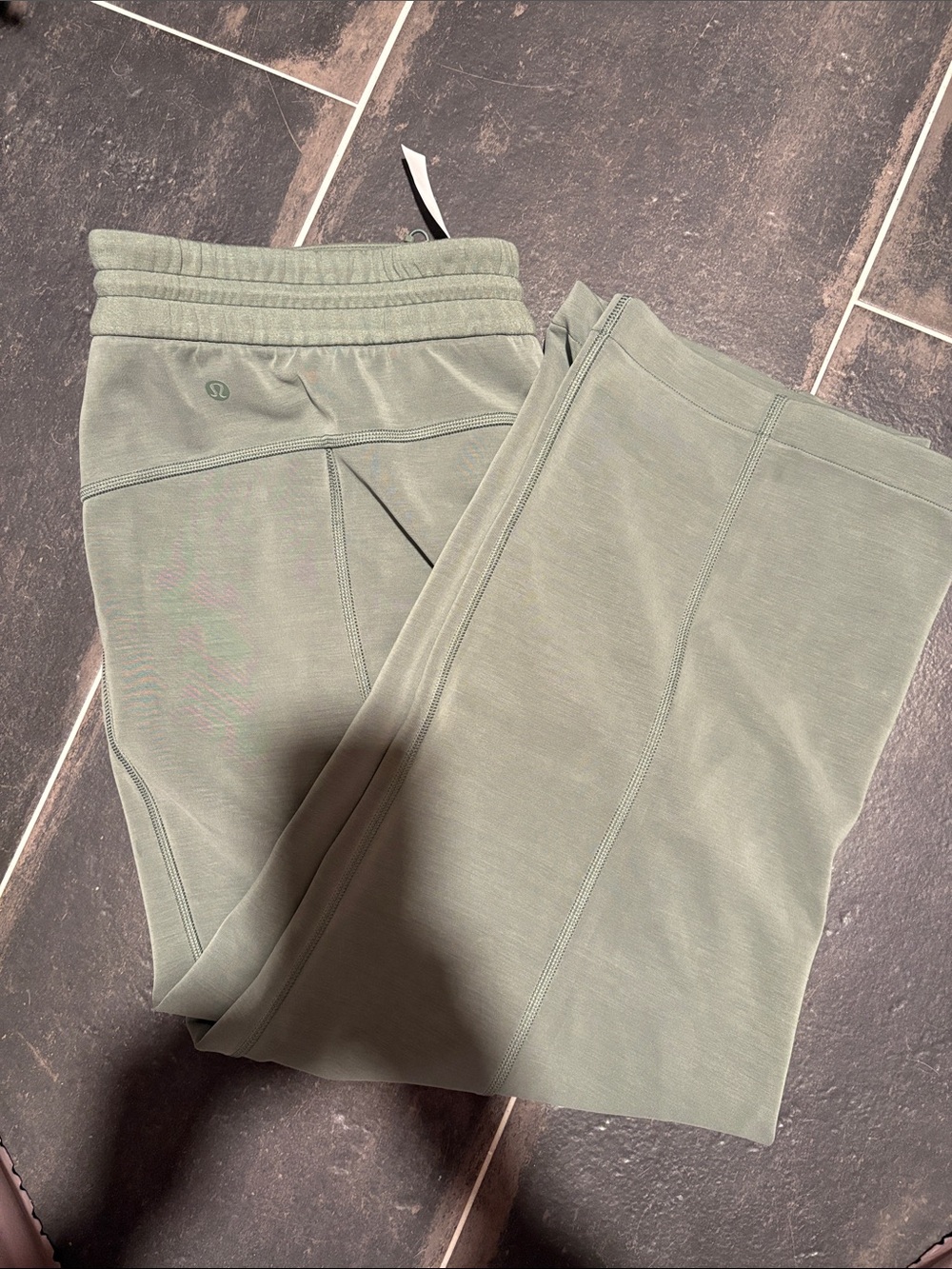 lululemon athletica Light Sage Wide-Leg Pull-On Pants